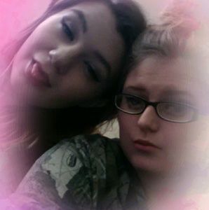 Meet your Posher, Kay-la